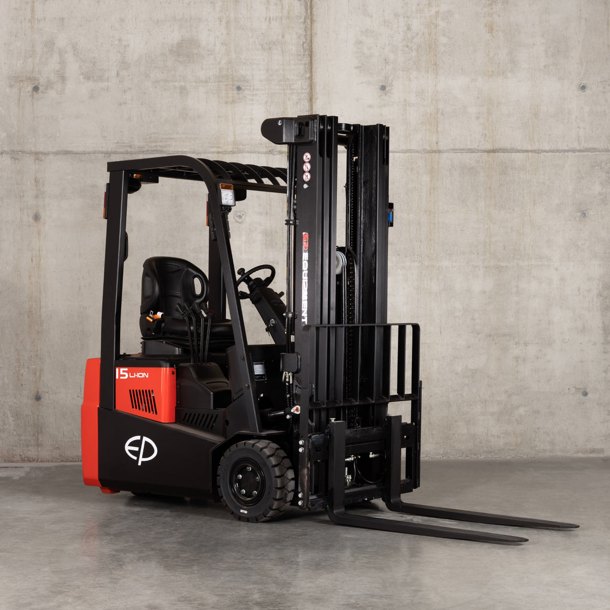 E-Gabelstapler TVL151 für 1,5t bis 4,8m von EP