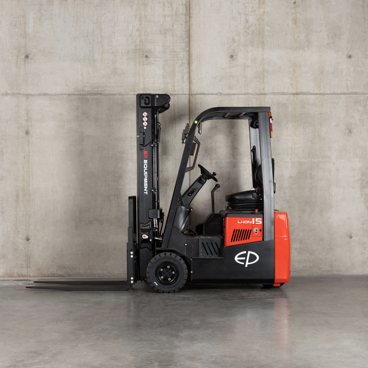 E-Gabelstapler TVL151 für 1,5t bis 4,8m von EP