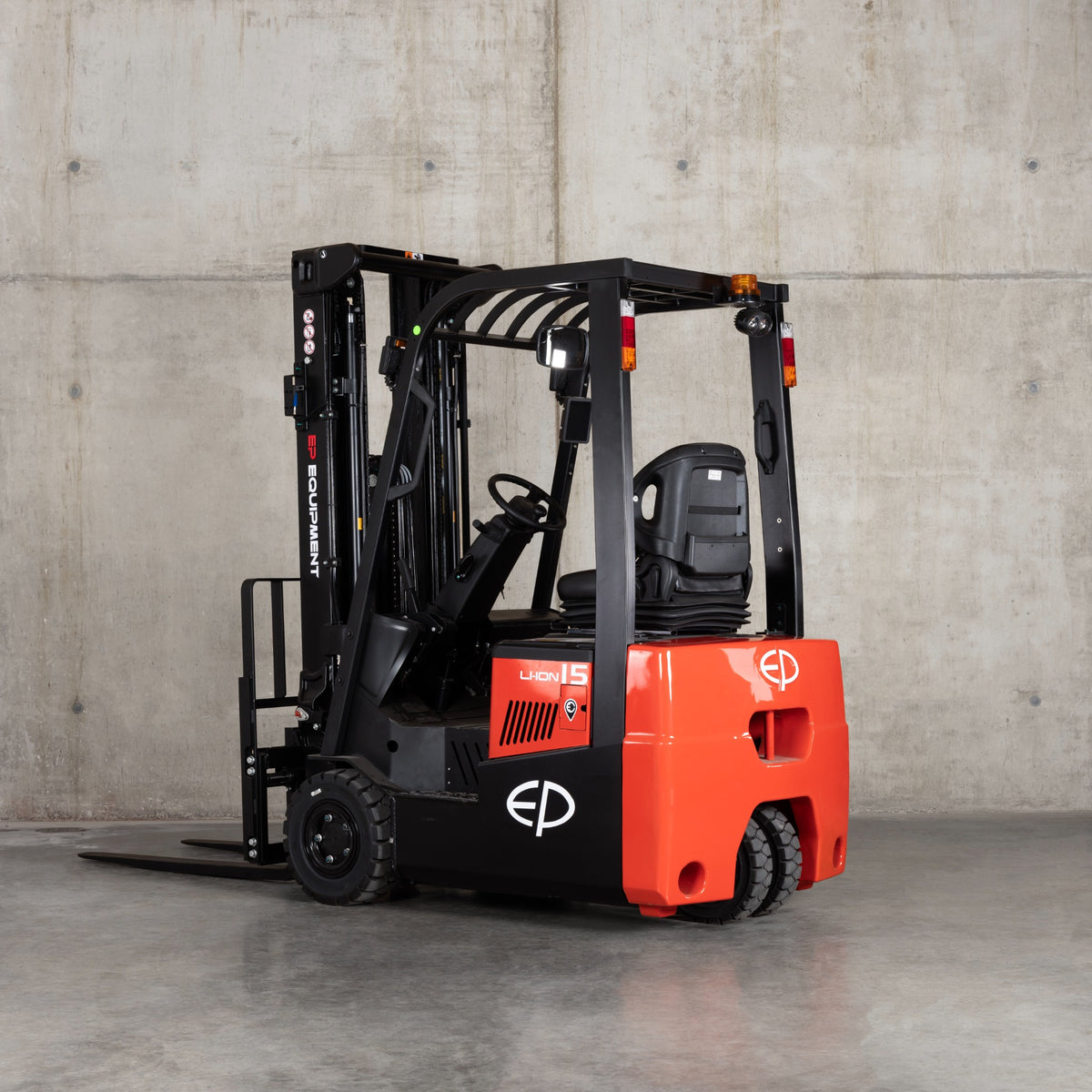 E-Gabelstapler TVL151 für 1,5t bis 4,8m von EP