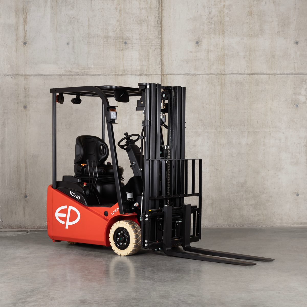 EP TCL101 – 1,0 t 3-Rad Li-Ion Elektrostapler