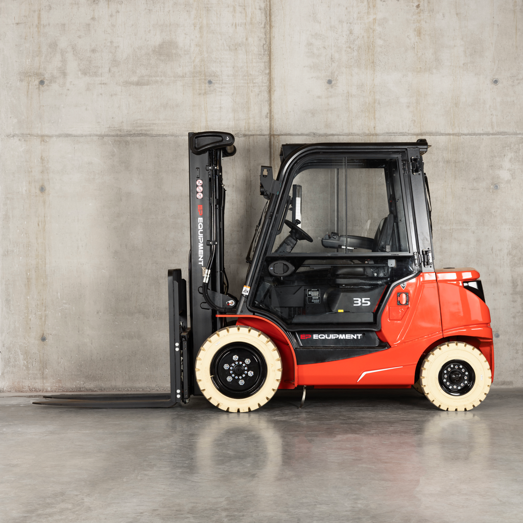 EP EFL35 PRO – 3,5 t Li-Ion Elektrostapler