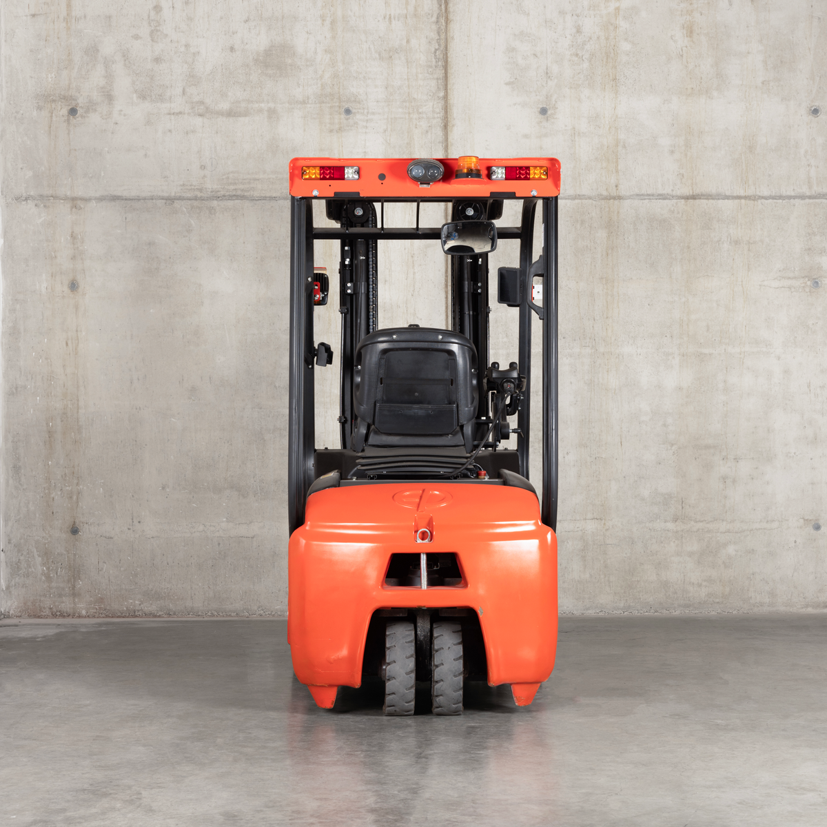 Gebrauchter EP TDL201 – 2,0 t Li-Ion Elektrostapler | 4.800 mm Hubhöhe | ca. 1.000 Betriebsstunden