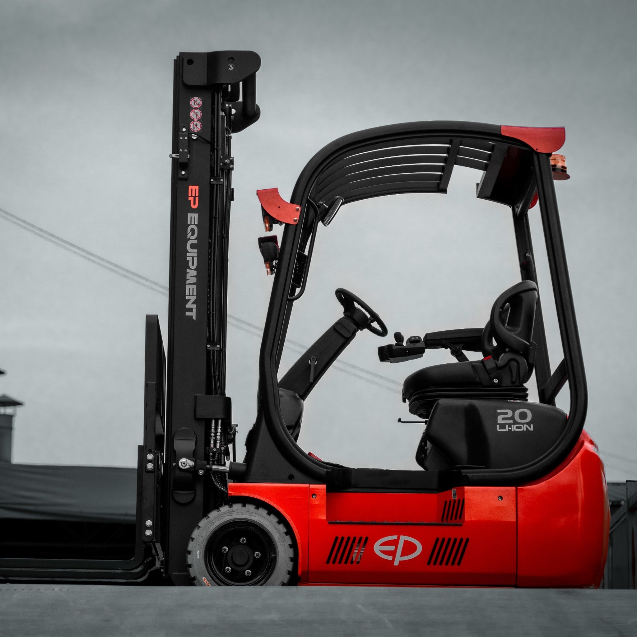 Elektrischer 3-Rad Gabelstapler TDL201 für 2t von EP