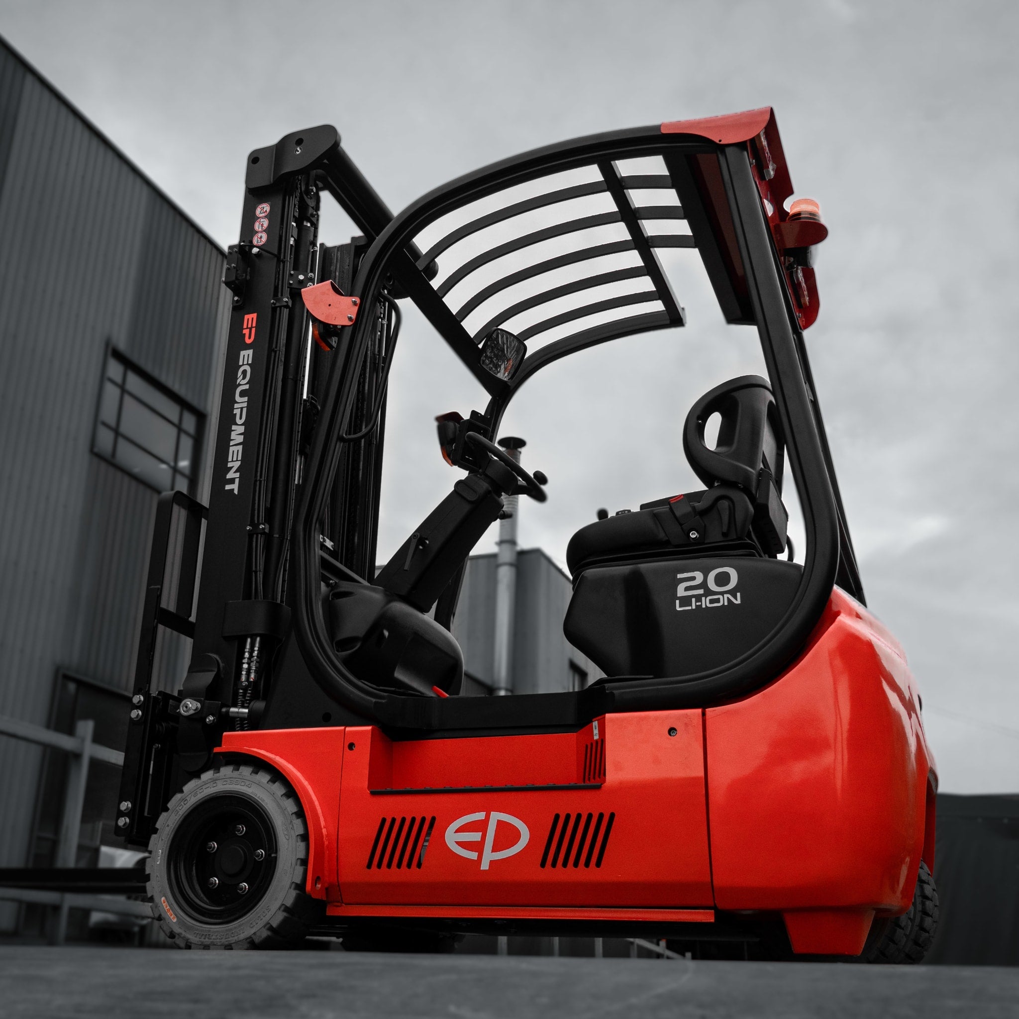 Elektrischer 3-Rad Gabelstapler TDL201 für 2t von EP